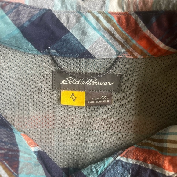 Eddie Bauer Casual Button Down Shirt Blue Red - Picture 6 of 6